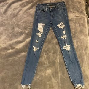 Size 4 American eagle skinny jeans
